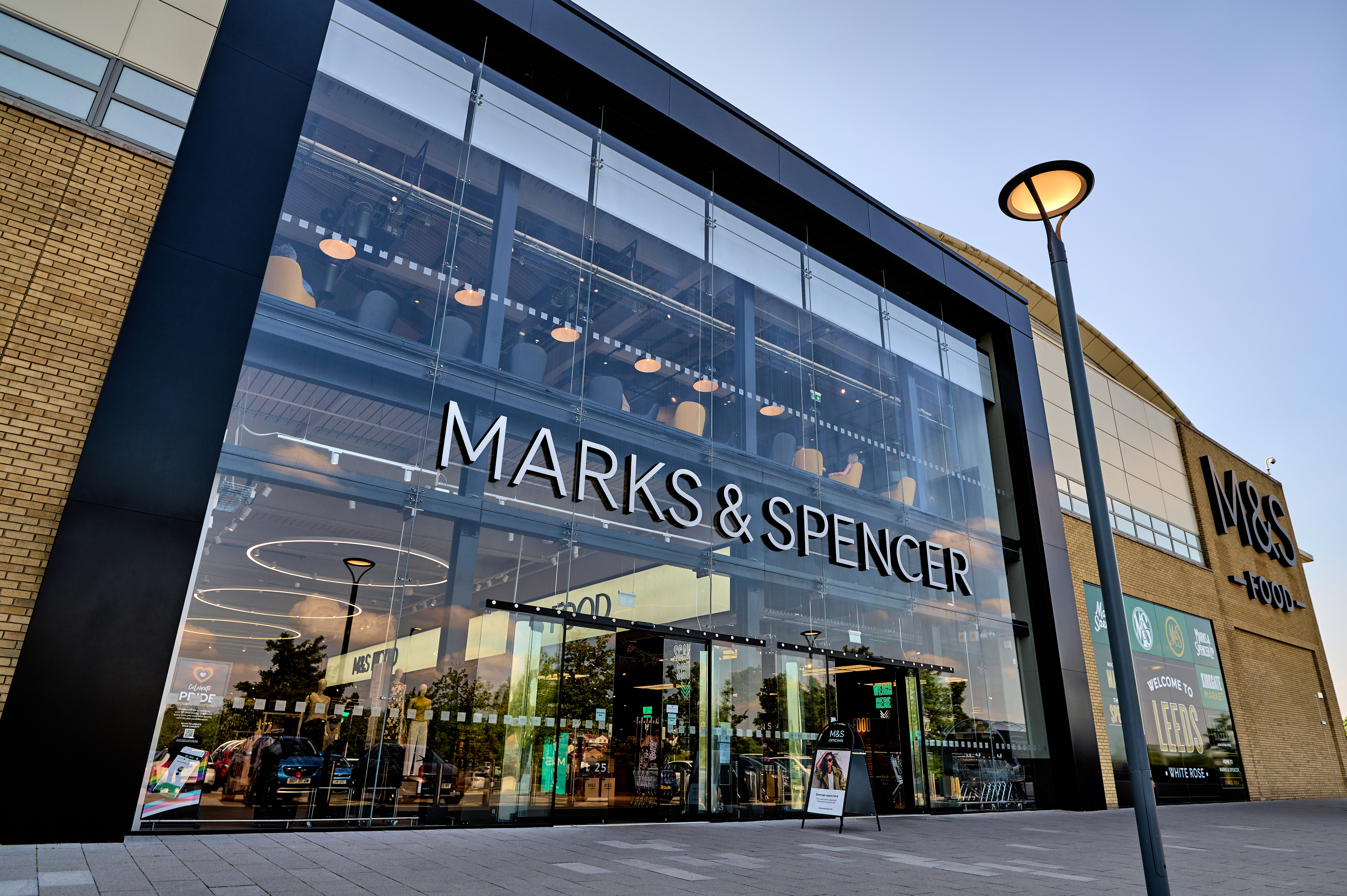 M&S, White Rose, Leeds