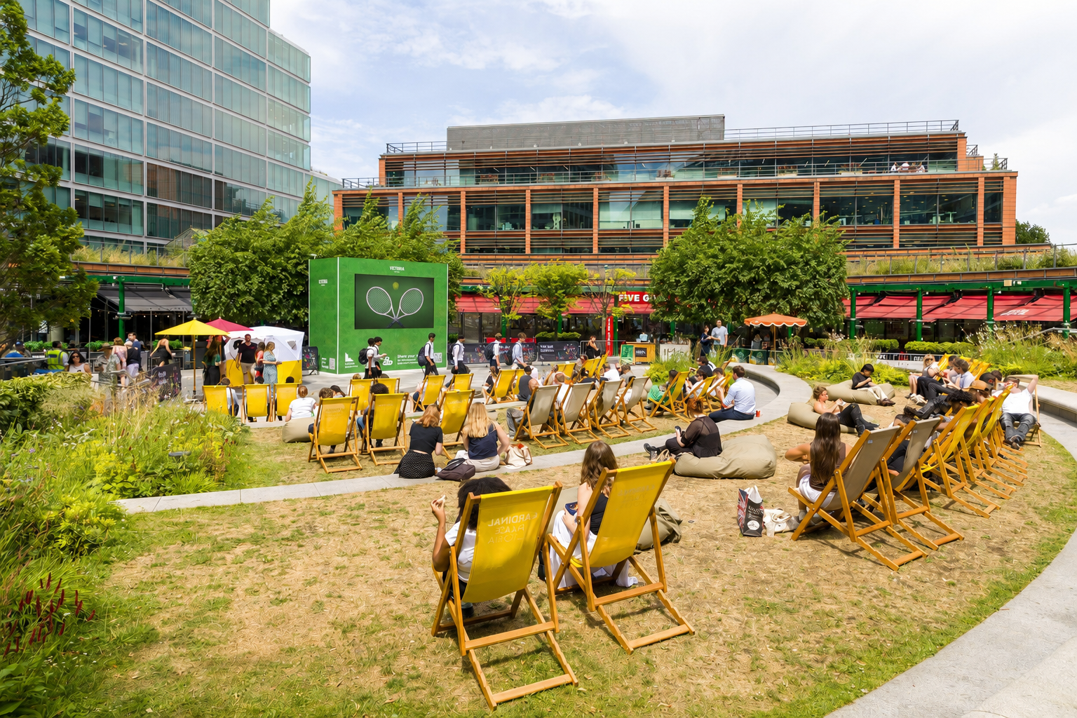 People watching wimbledon on the big screen at victoria london