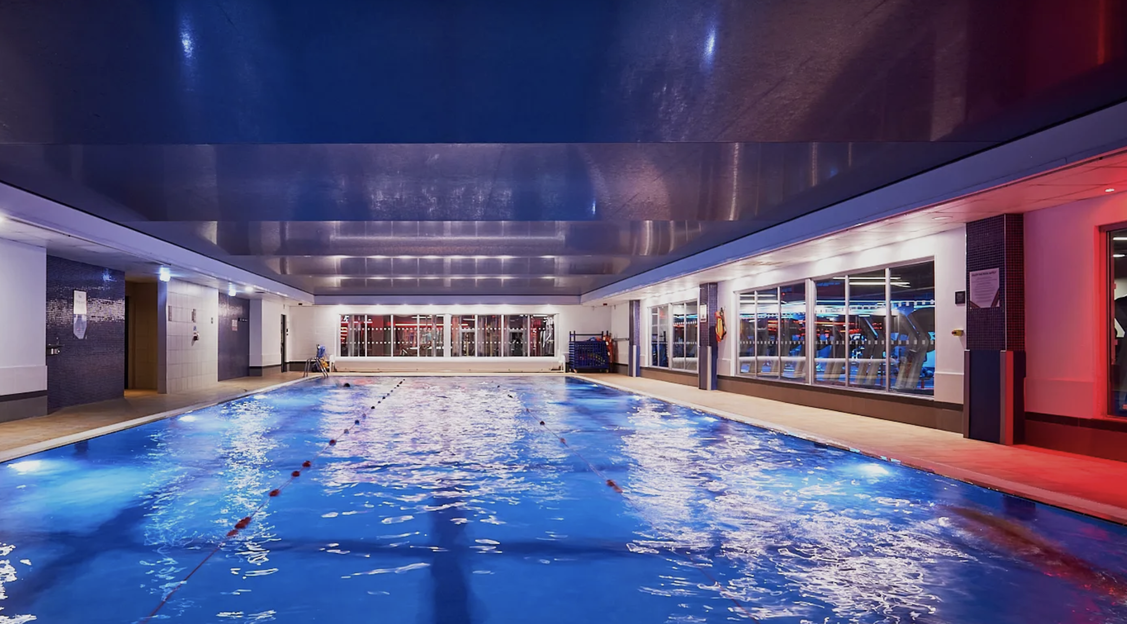 Large swimming pool, Bath