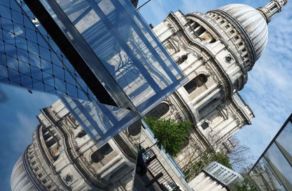 View of St Paul's Cathedral reflected in One New Change window