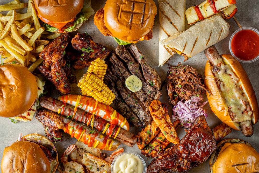 Smoky Boys platter of food