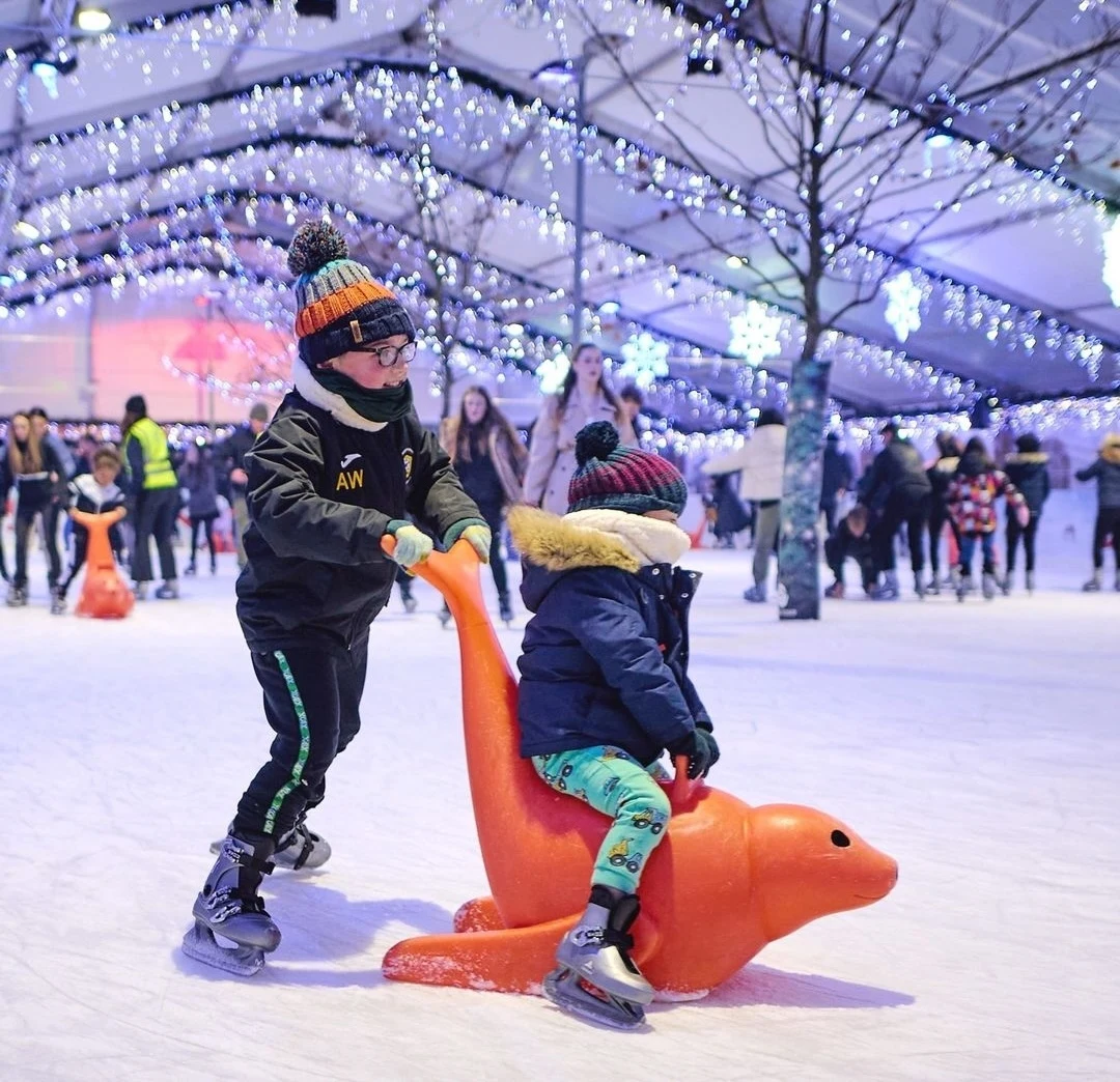The Ice Rink at Bluewater, from Bluewater