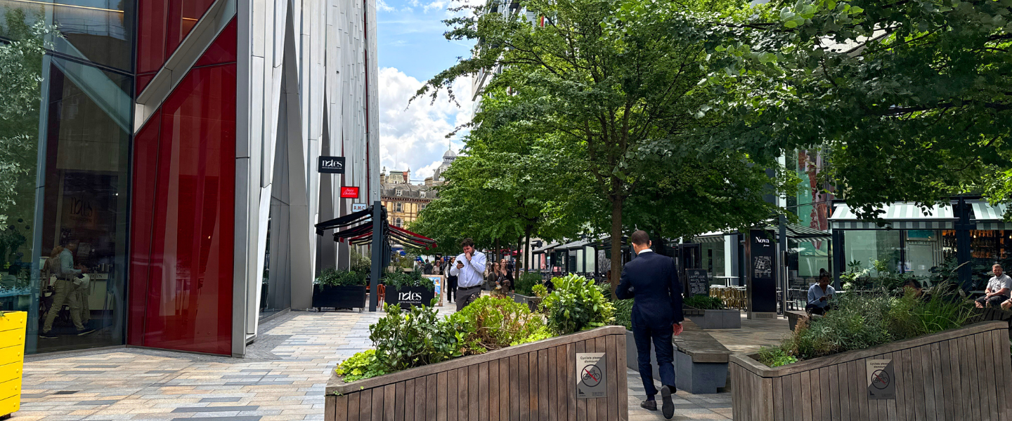 Shoppers visiting Cardinal Place