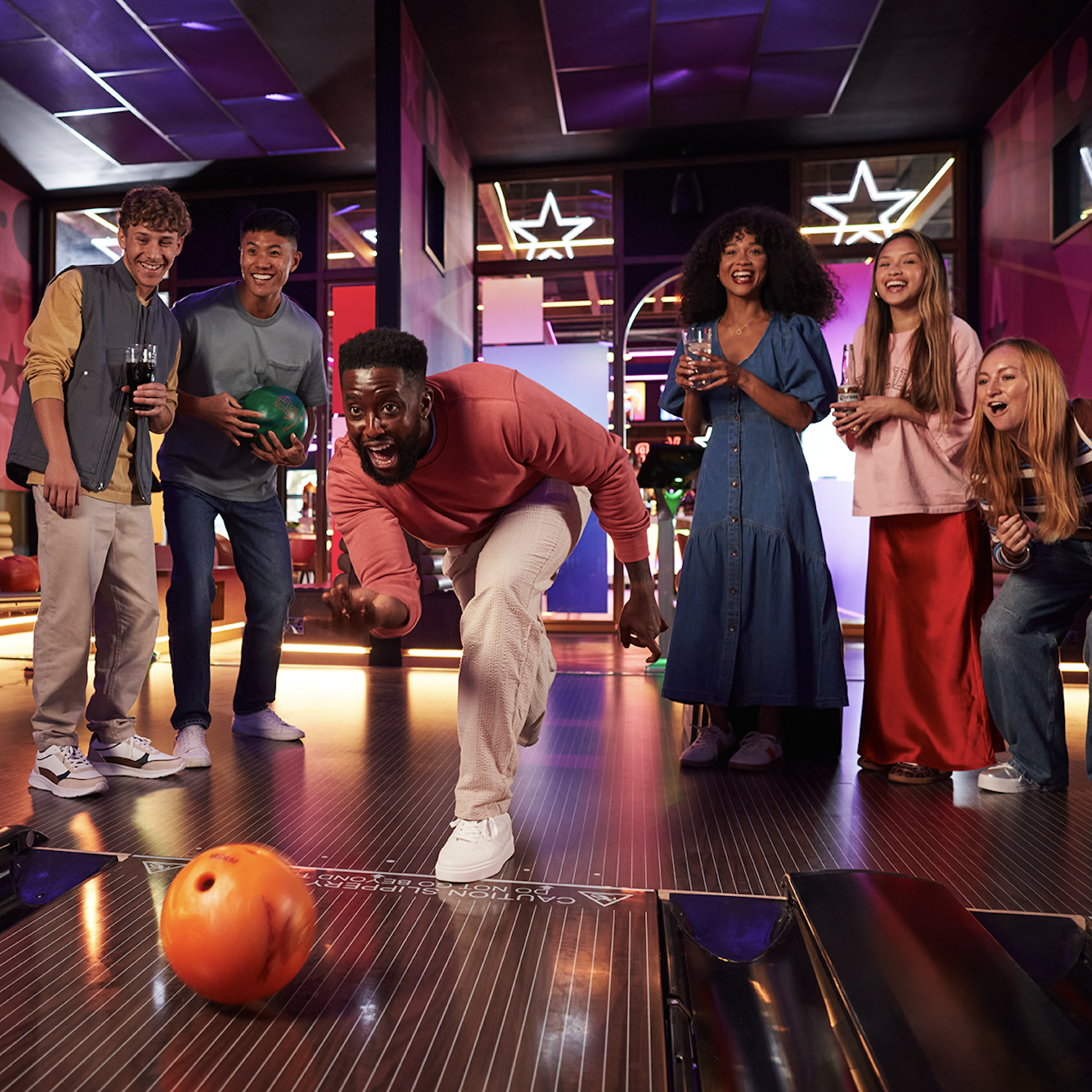 Hollywood Bowl Cardiff