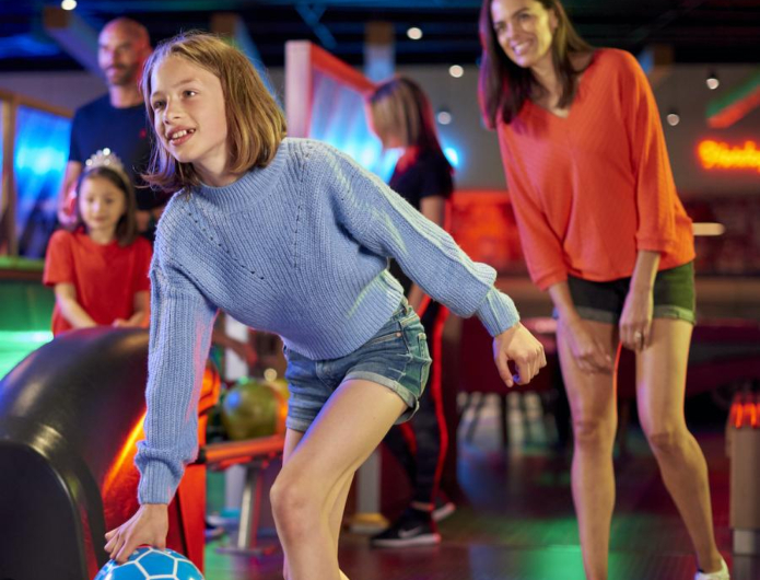 Family bowling